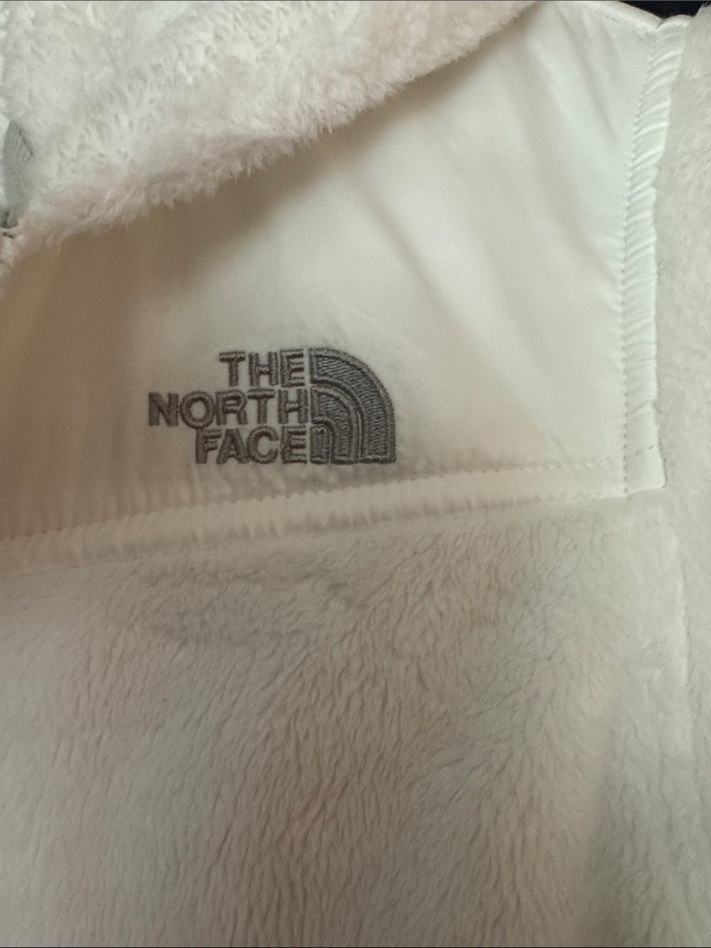 North Face White Plush Hooded Fleece Jacket with Pockets - Woman’s Size M - Picture 6 of 16